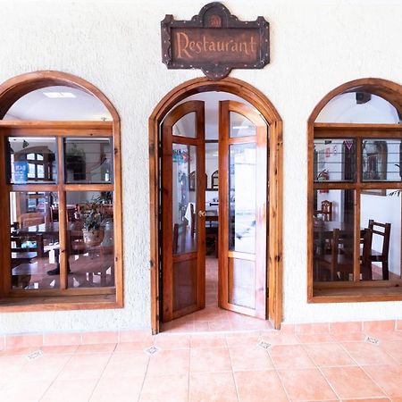 Hotel Villa Real II Сан-Кристобаль-де-Ла-Касас Экстерьер фото