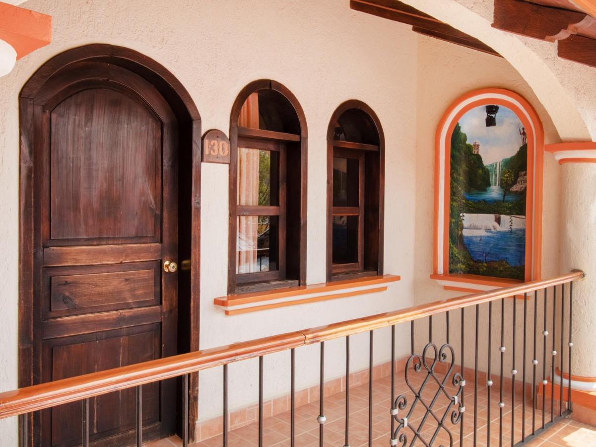Hotel Villa Real II Сан-Кристобаль-де-Ла-Касас Экстерьер фото
